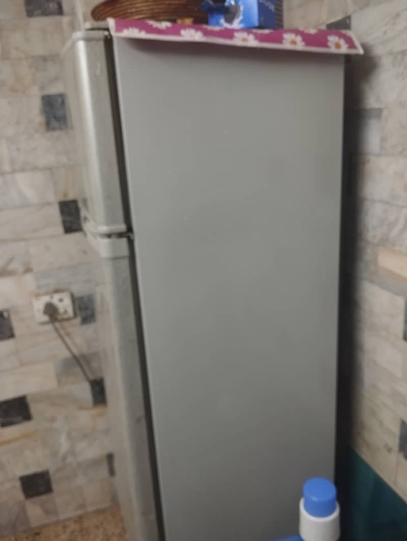 Used fridge 1
