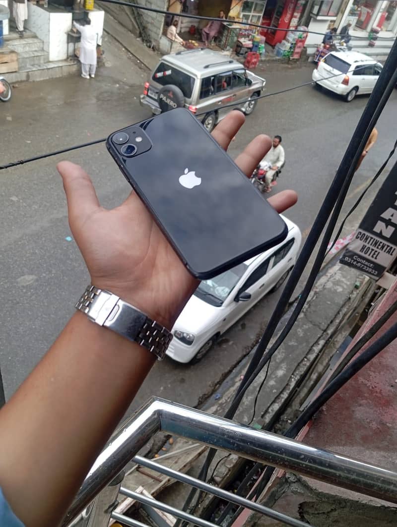 Apple iPhone 11 6