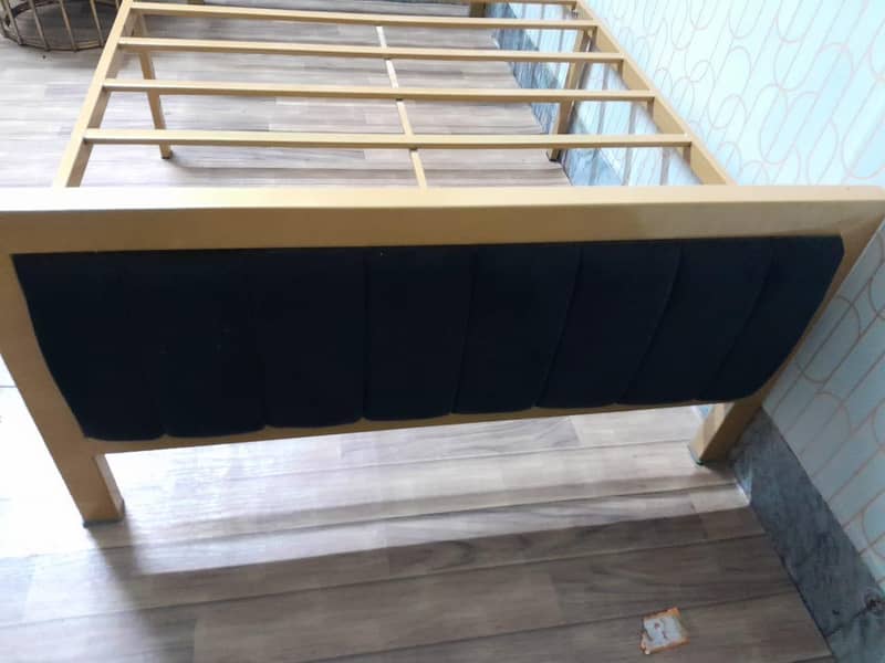 single bed 2