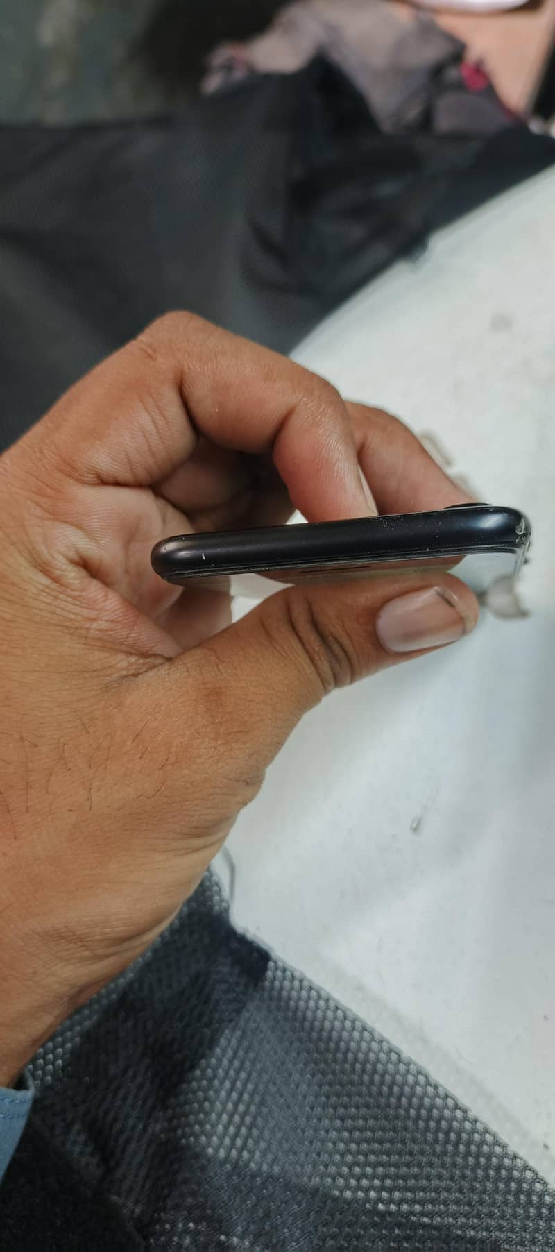 Apple iPhone 7 3