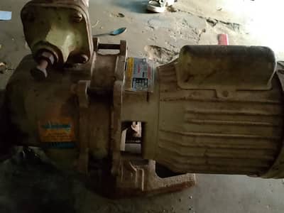 Moter Water pump router  2 hars power  Good condition  Price 15,000 Ad