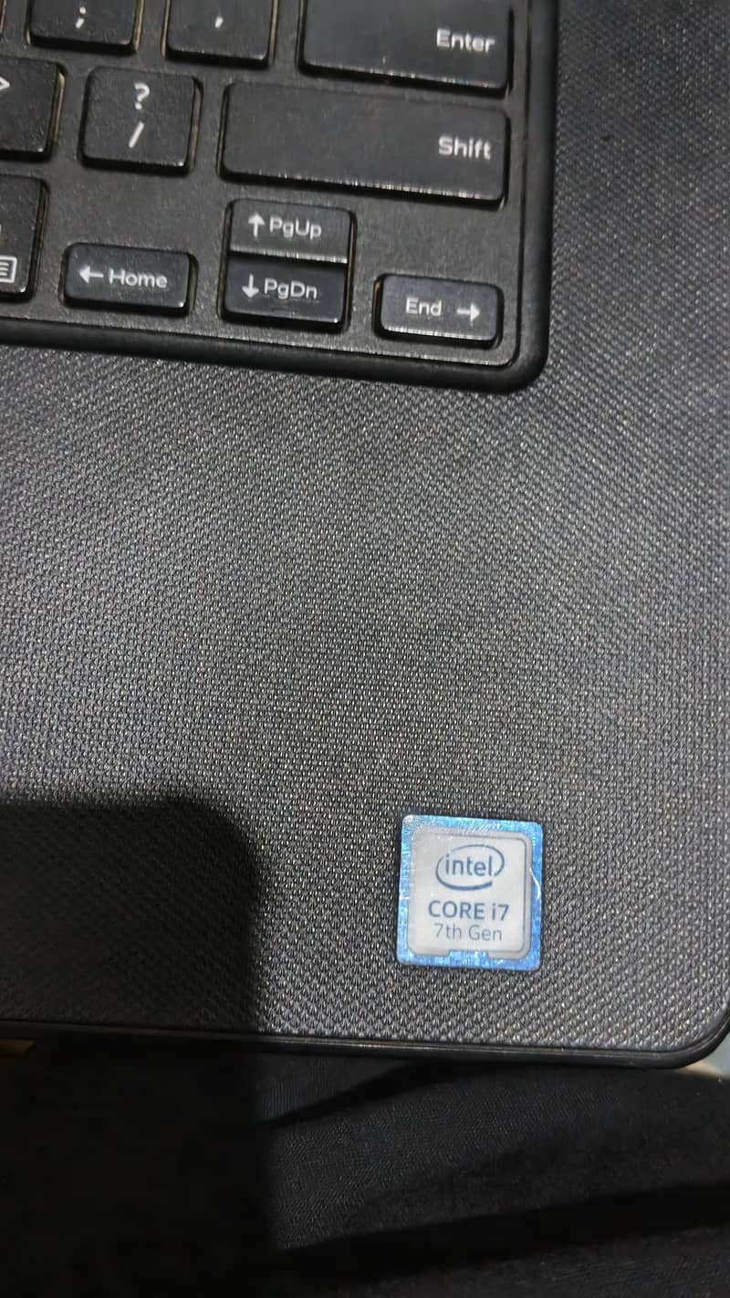 Dell laptop core i7 7generation 1