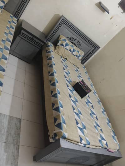 2  Singel beds ,2 side tabels With 2 mattress medicated Sale