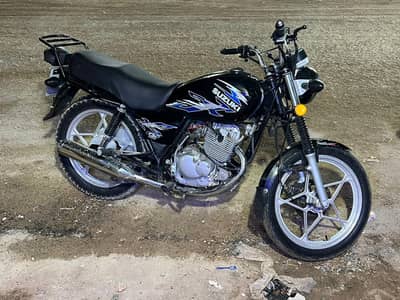 Selling my Suzuki Gs 150 se