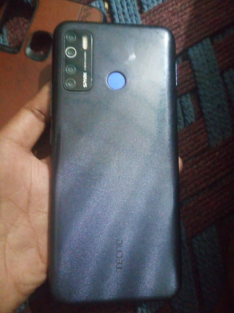 Tecno Spark 5 Pro 0