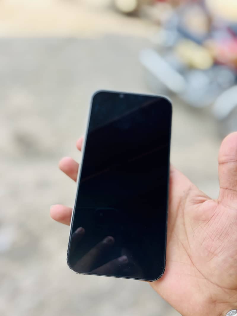 Apple iPhone 13 Pro Max 6