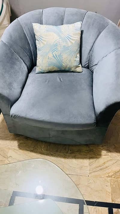 5 seater sofa set good condition arjent sale