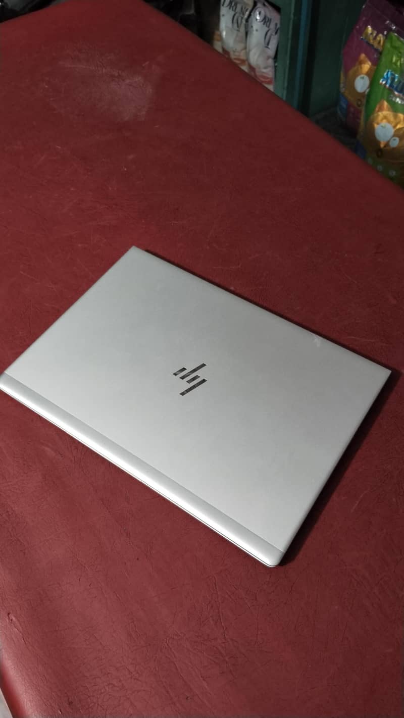 HP LAPTOP 1