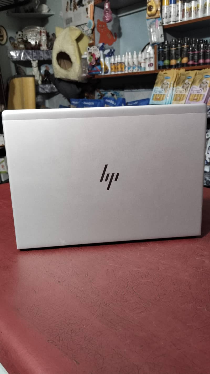 HP LAPTOP 3