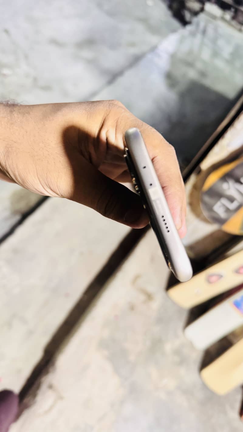 Infinix Note Edge 5G 3