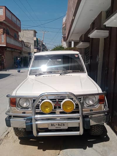 Mitsubishi Pajero 1989