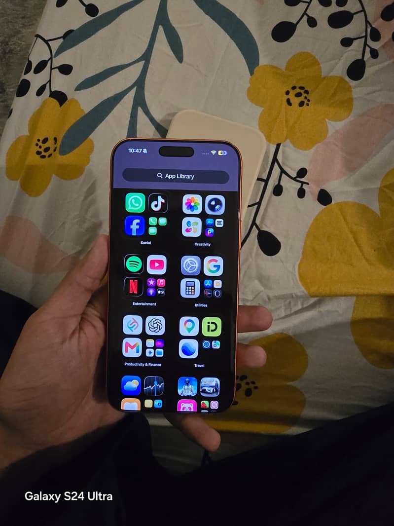 Apple iPhone 17 Pro Max 5