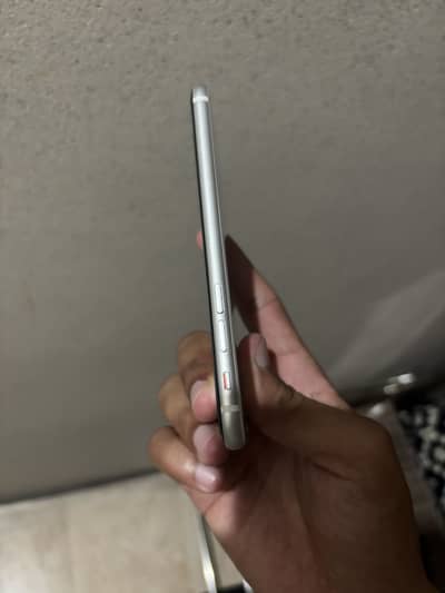 Apple iPhone SE
