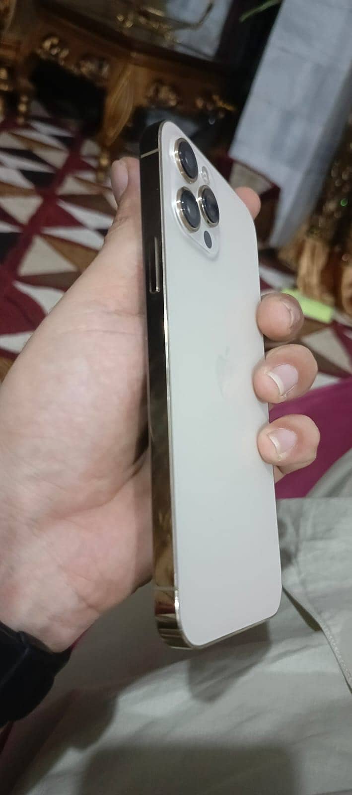 Apple iPhone 12 Pro Max 3