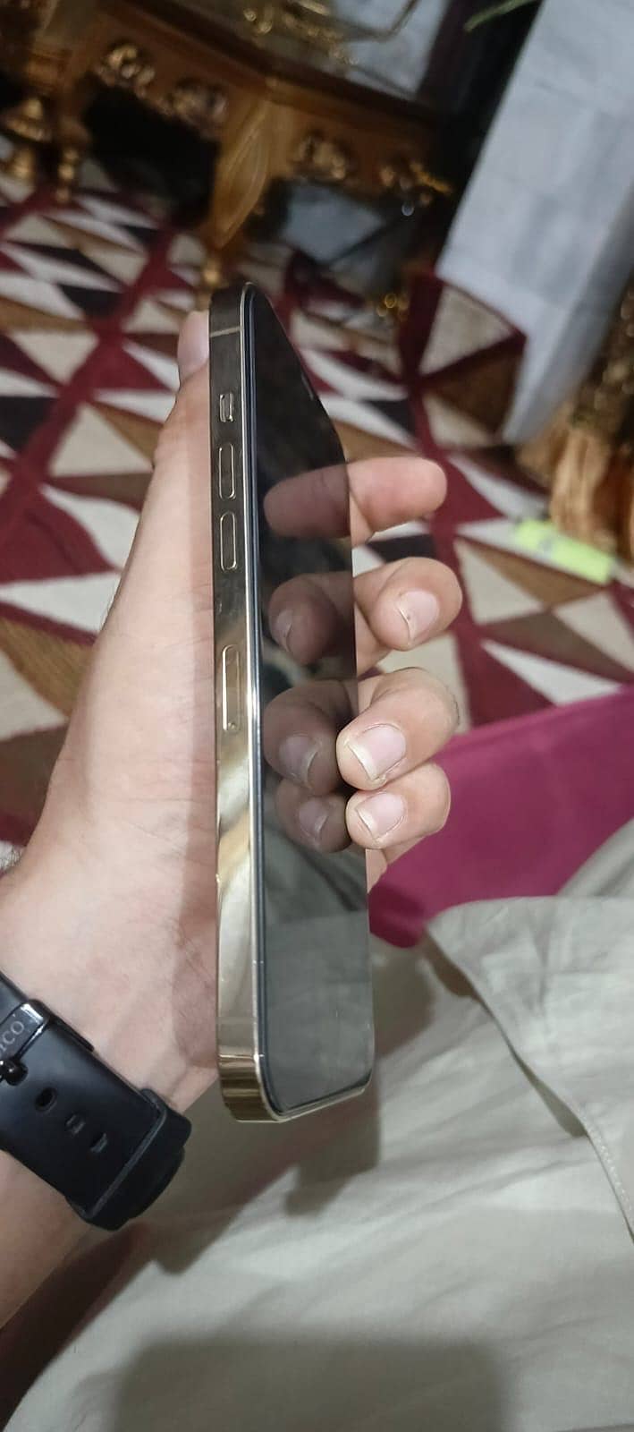 Apple iPhone 12 Pro Max 4