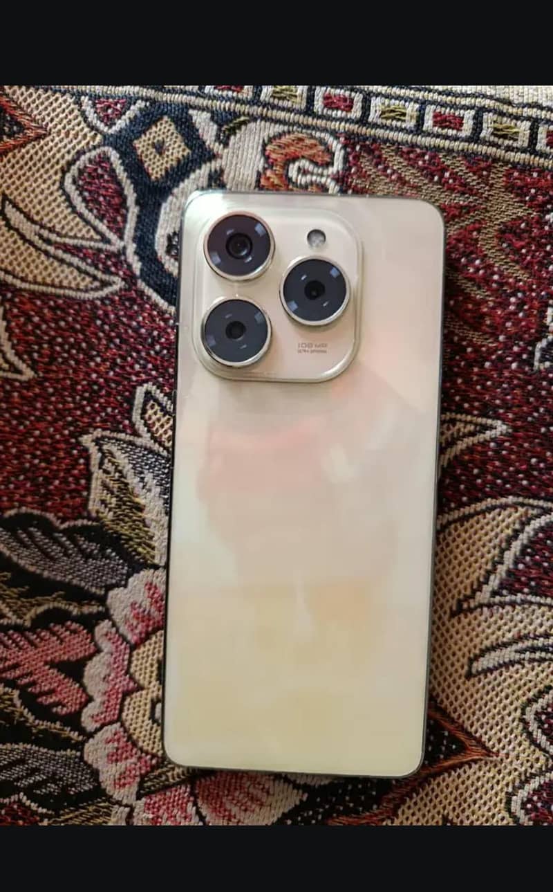 Tecno Spark 20 Pro 3