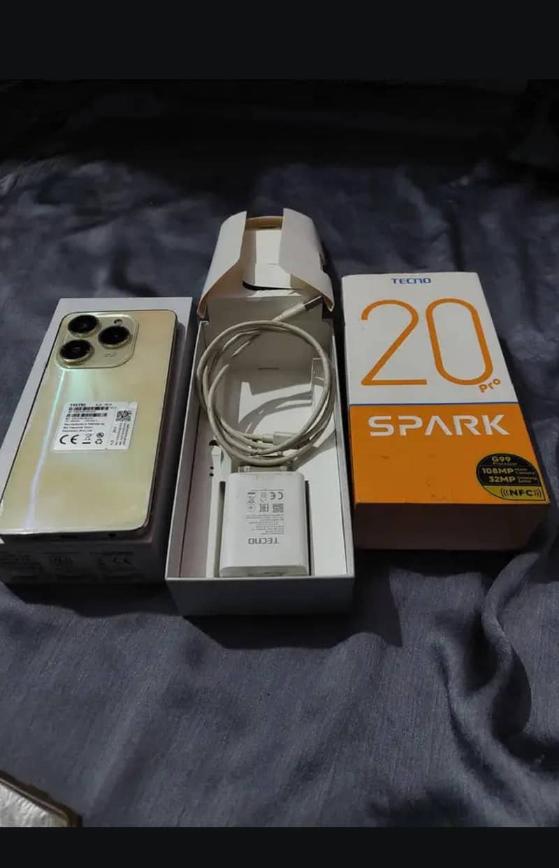 Tecno Spark 20 Pro 4