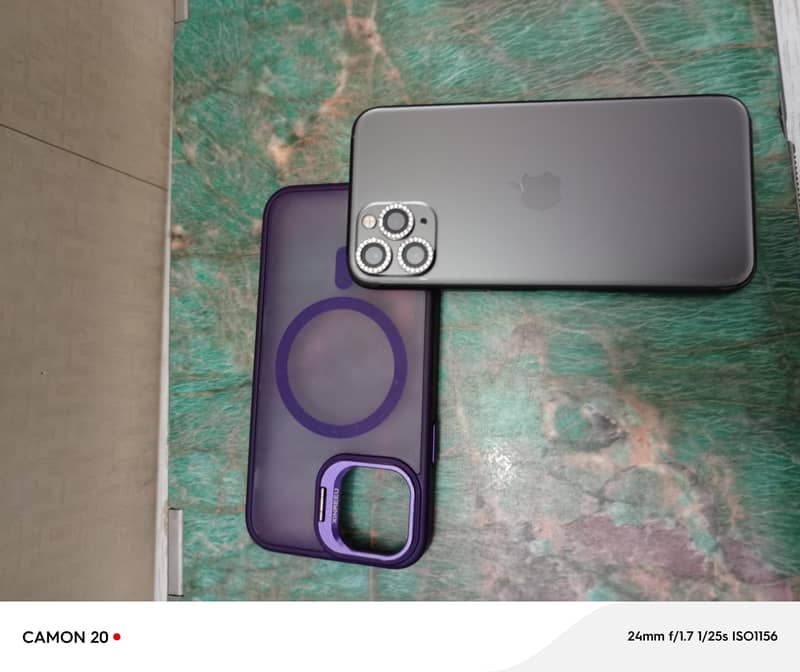 Iphone 11 pro Excellent condition 2