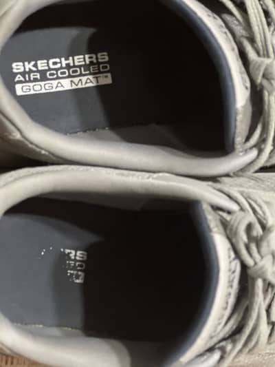 Skechers go walk hyper pillar,s good condition size 8