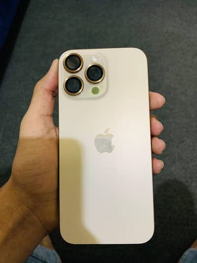 Apple iPhone 16 Pro Max