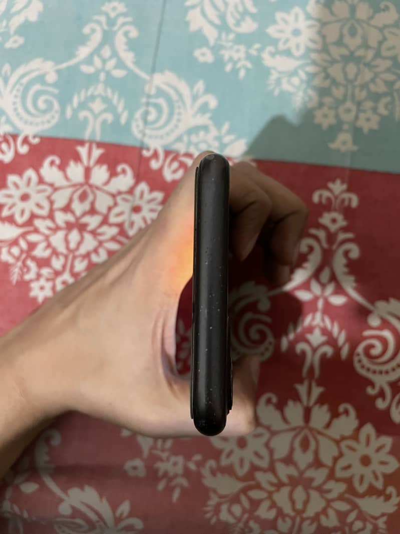 Apple iPhone 11 6