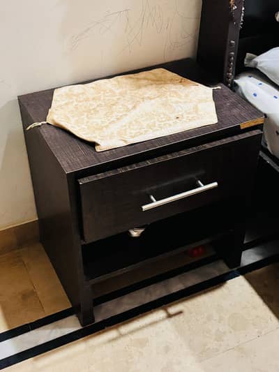 Bed room sets