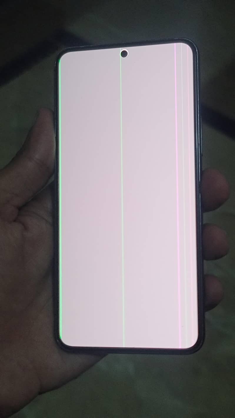 Samsung Mobile S22 6