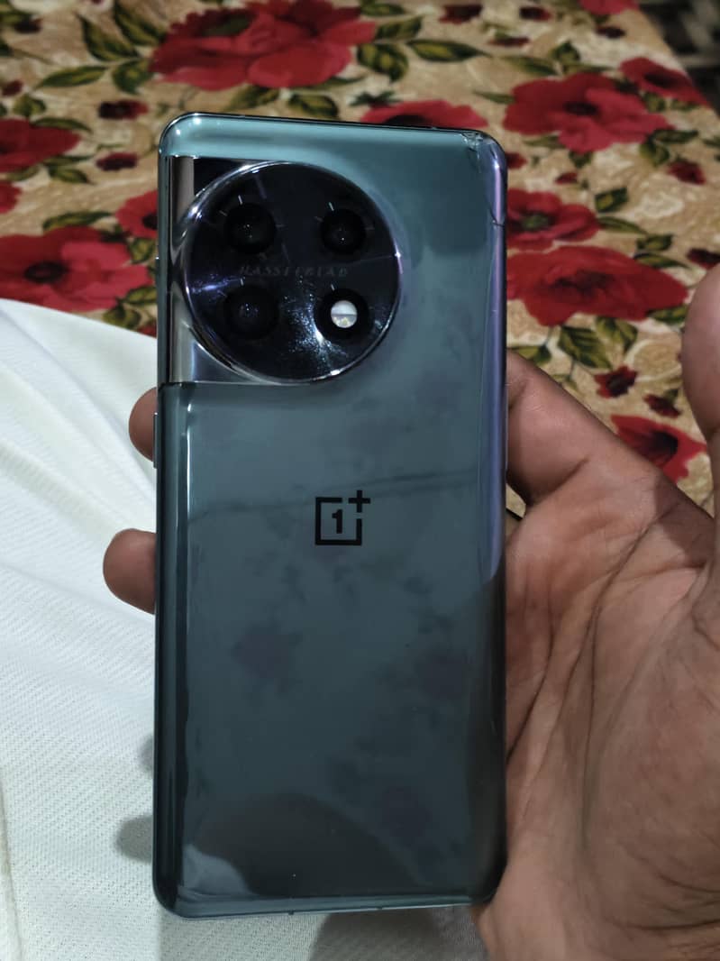 One Plus 11 5G 1