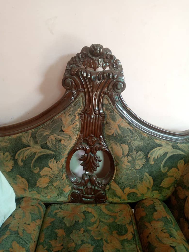 complete  sofa set 5