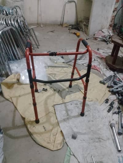 adjustable folding walker