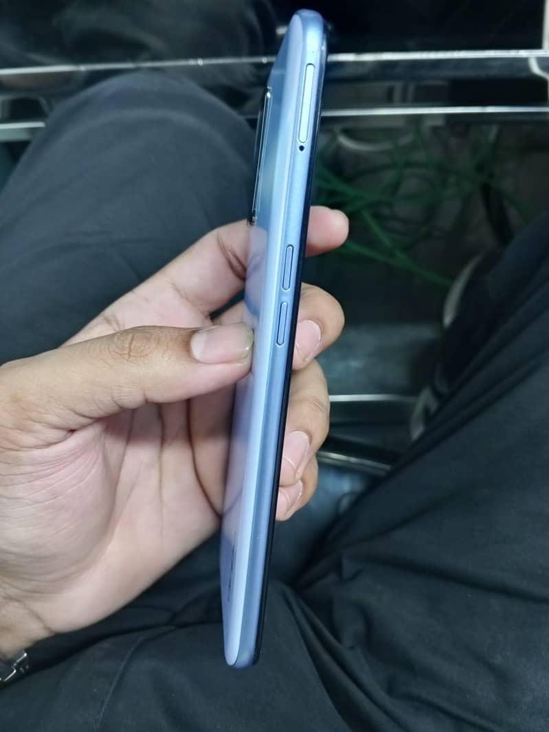 OPPO A56 0