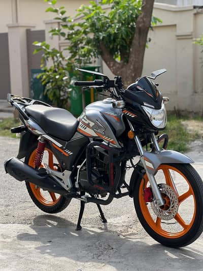 Honda CB 150f cash or exchange with car good condition