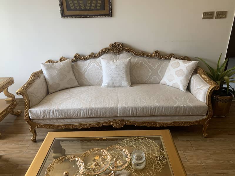 Luxurious sofa set 7 seater 3