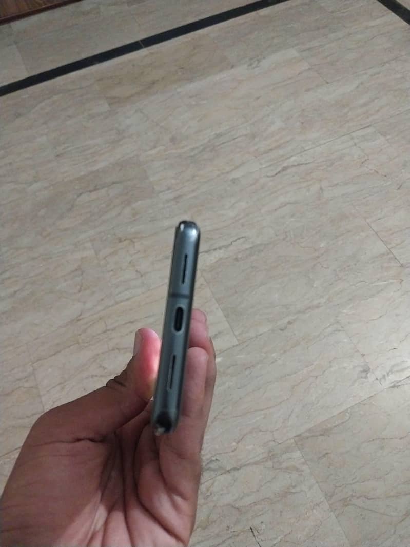 Google Pixel 8 Pro 3
