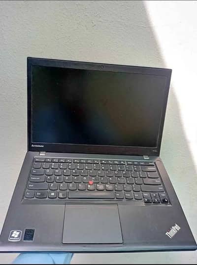 Urgent Sale Core i5 4th generation lenovo