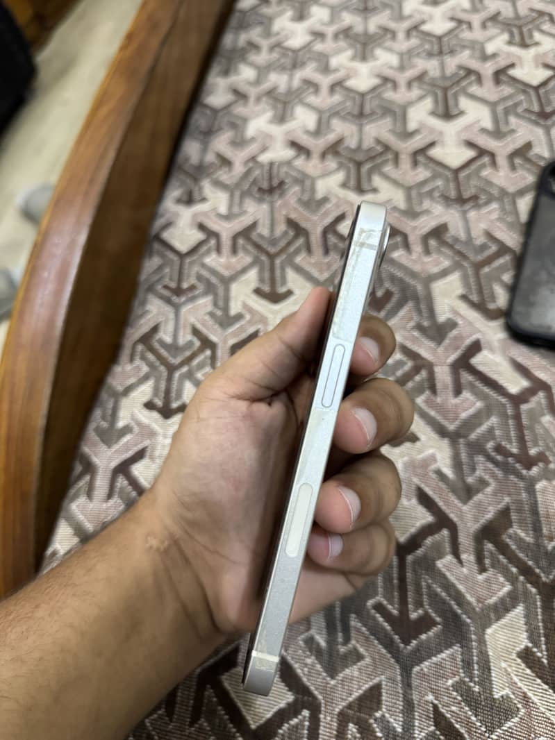 Iphone 13 2