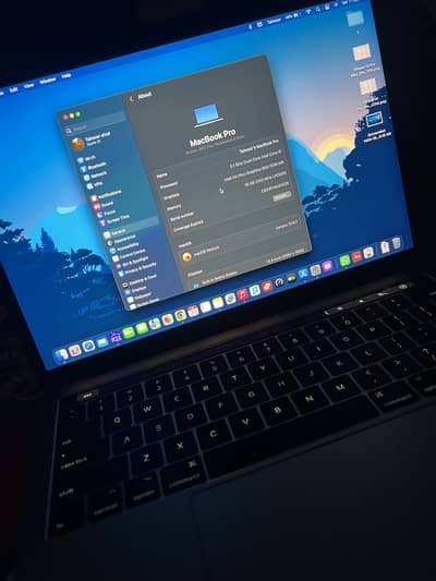 Mackbook pro 13 inch 2017 touchbar 16/512