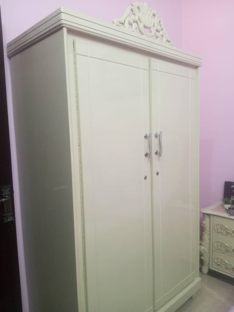 suiting wardrobe 0