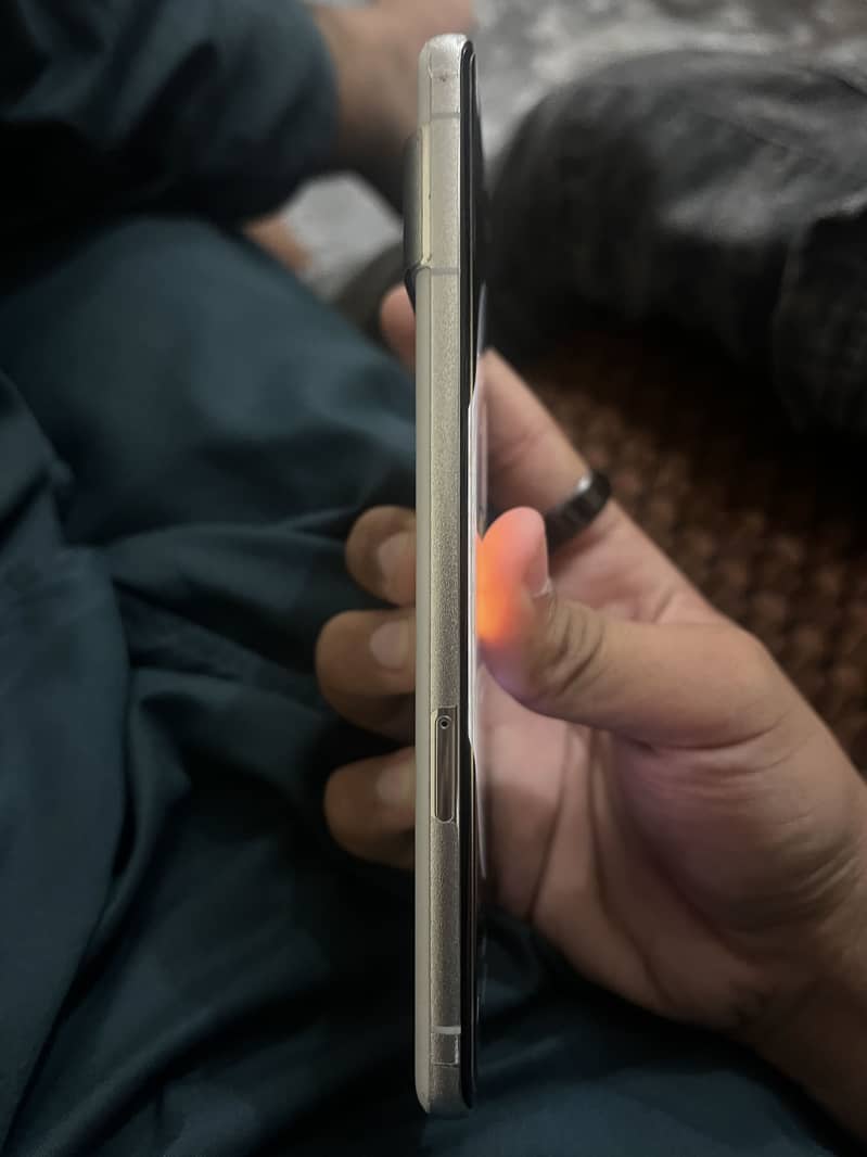 Google Pixel 7 Pro 4