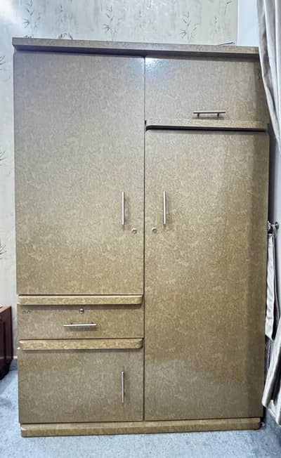 5 piece wooden almari/ wardrobe for sale