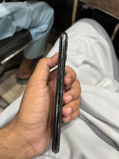 Apple iPhone 11 Pro