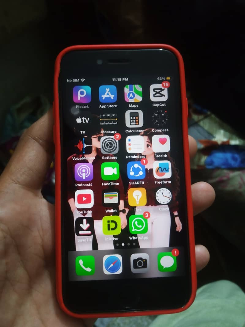 Apple iPhone 8 0
