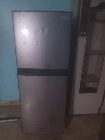 Orient fridge