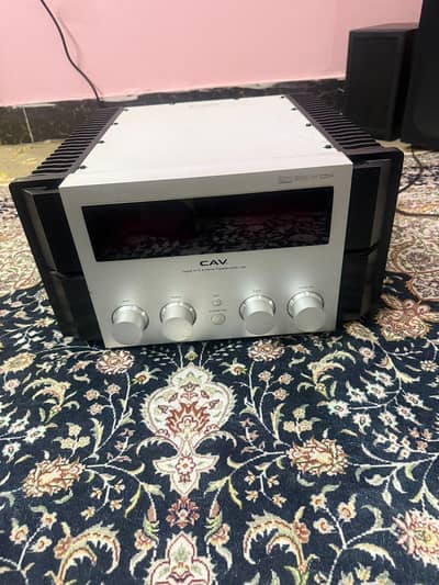 CAV Digital Hifi & home Cenima System Amplifier Model A8M (33kg weight
