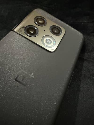 OnePlus 10 Pro