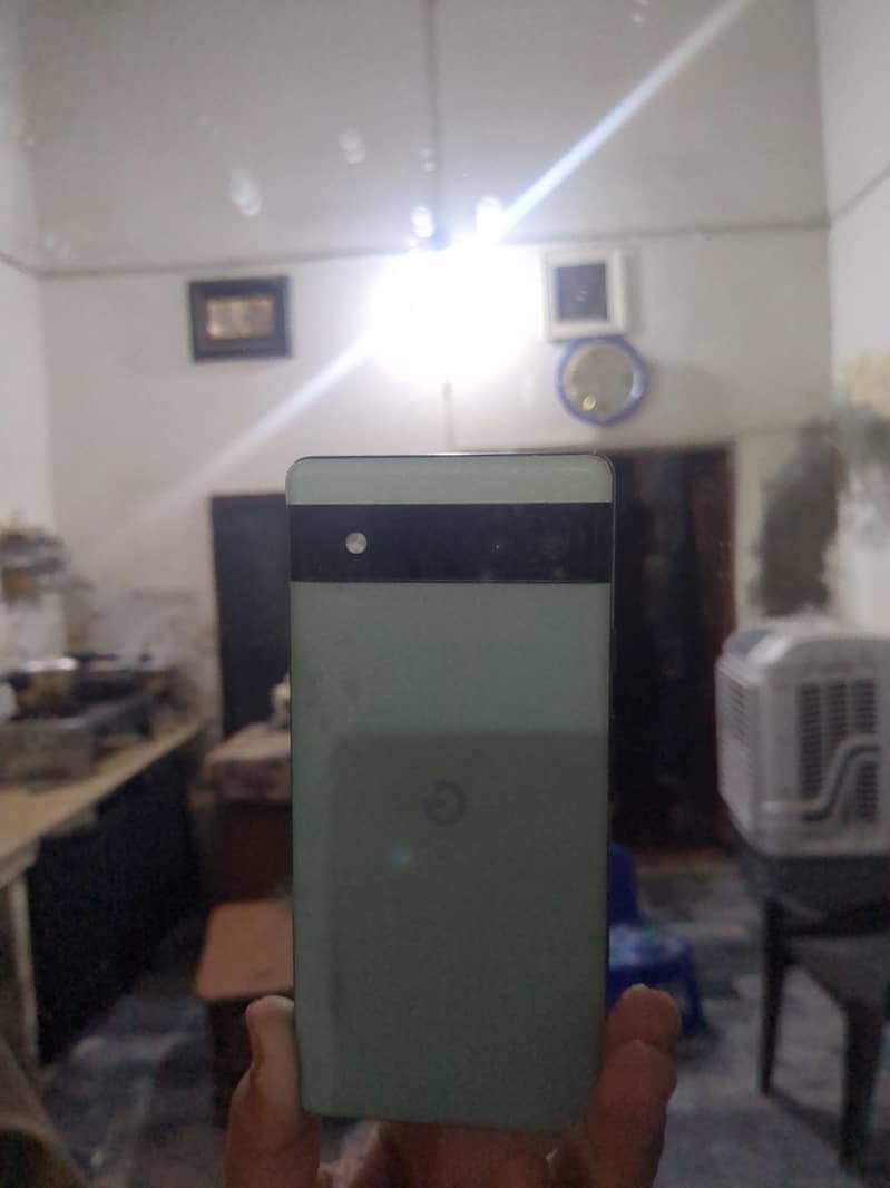 Google Pixel 6a 1