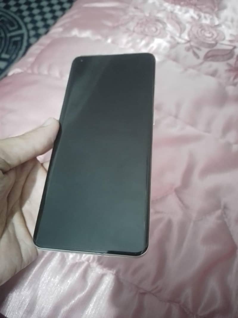 One Plus 10 Pro 0