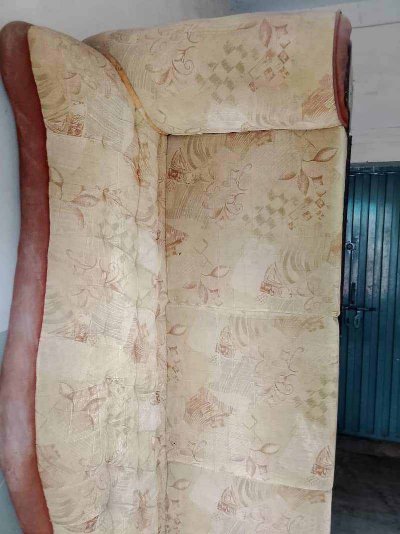 3seater sofa 0