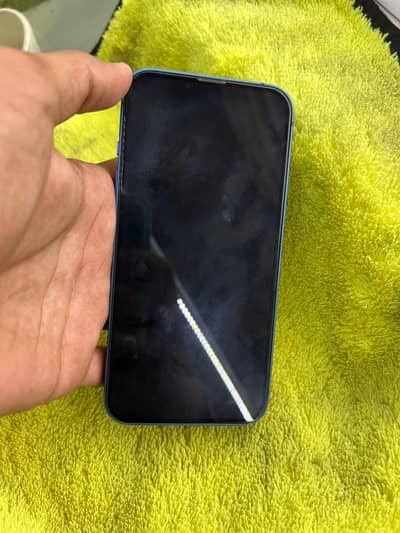 Apple iPhone 13