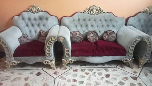 Royal design  sofa set